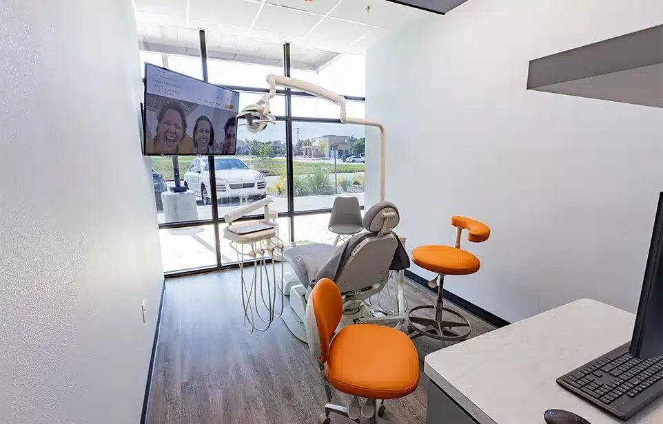 Treatment Room - Allen Dental Lounge