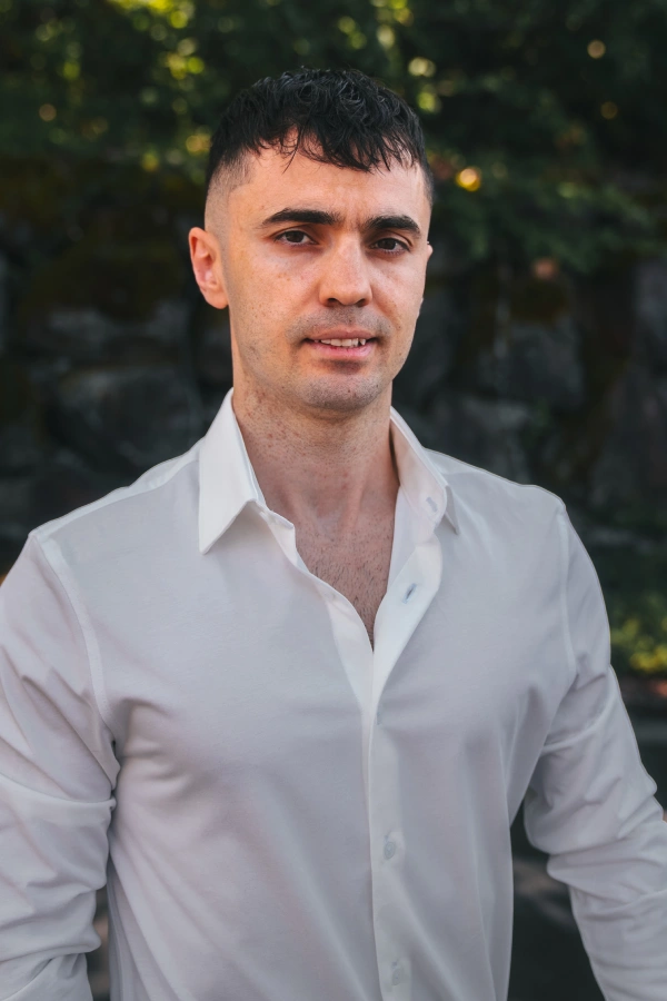 Roman K. Dental hygienist in renton