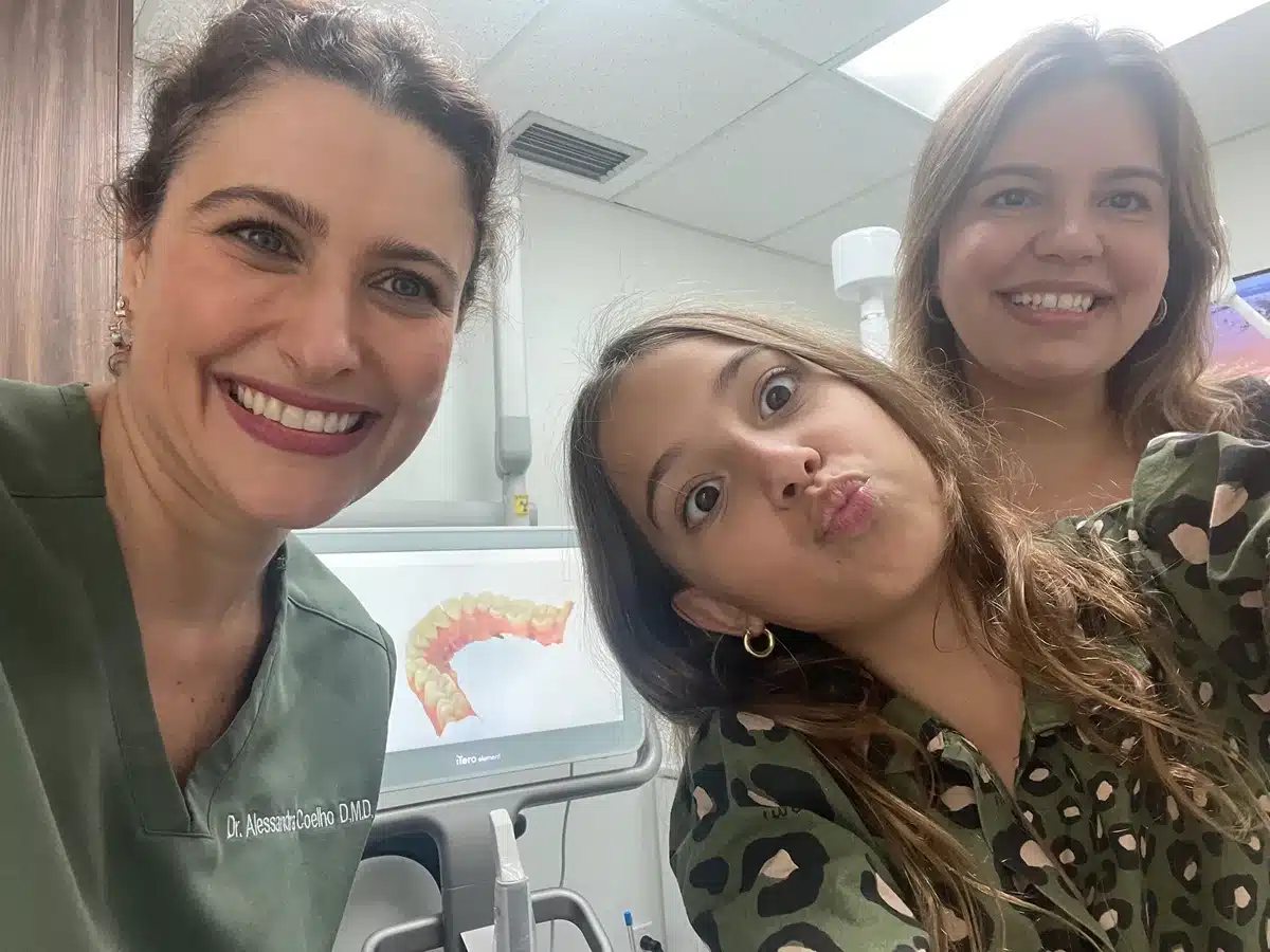 Happy patients with trusted plantation dentist during visit