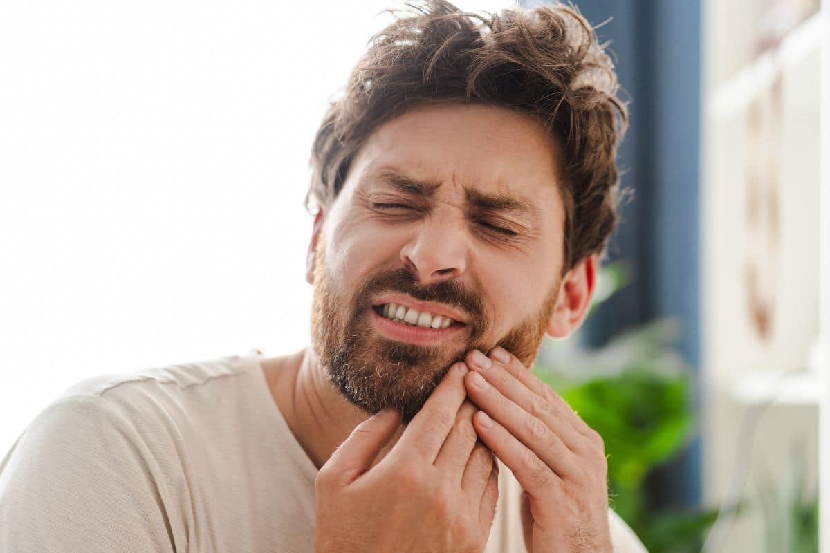 is chewing gum bad for tmj