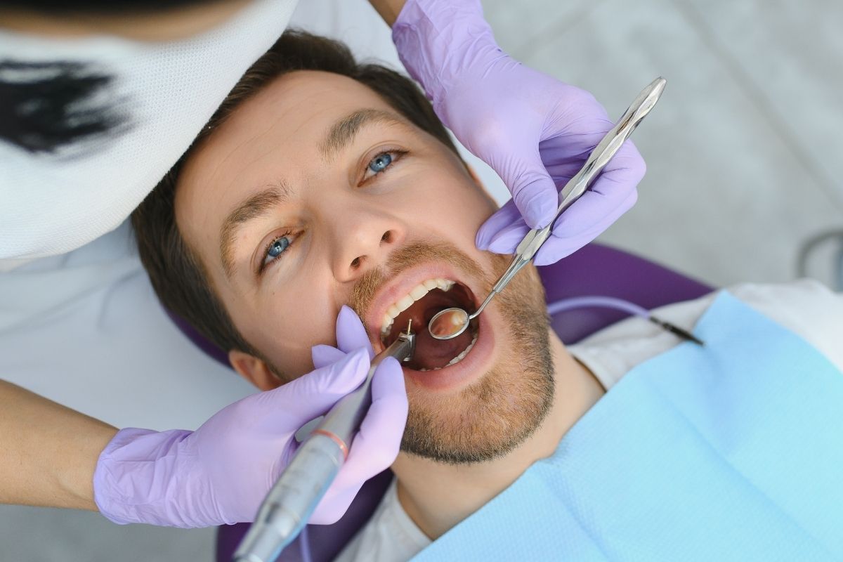 Periodontal Maintenance vs Regular Cleaning at the Dentist?