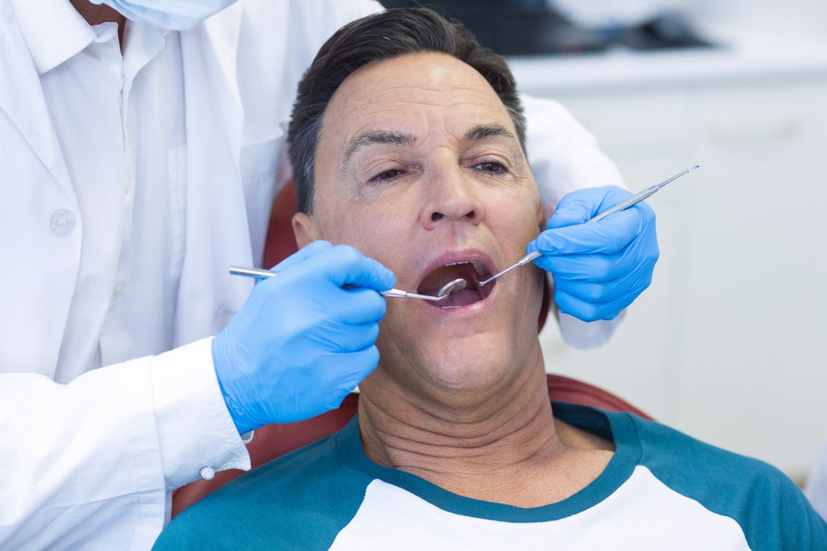 Can a Dentist Fix a Slightly Cracked Tooth