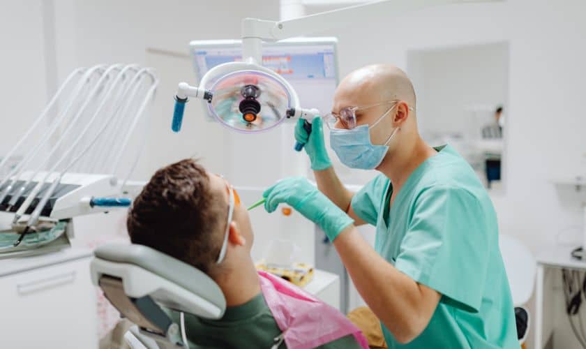 Building Healthy Smiles Together: The Benefits Of A Family Dentist