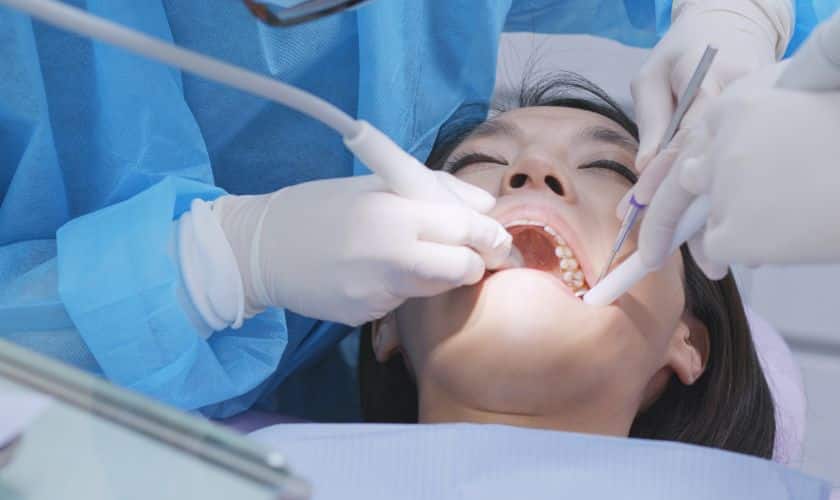 Dentist in Sandy