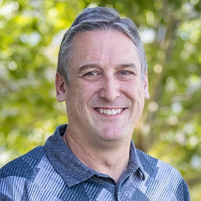 Dr.-David-Powell