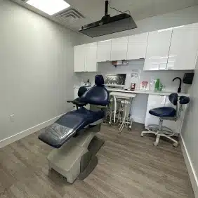 Modern pediatric dental treatment room