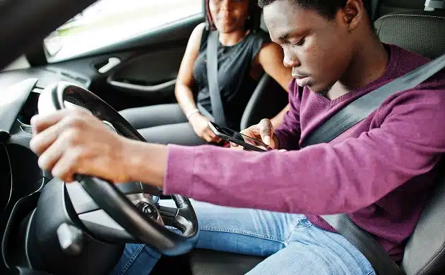 the-top-6-reasons-teens-get-into-car-accidents