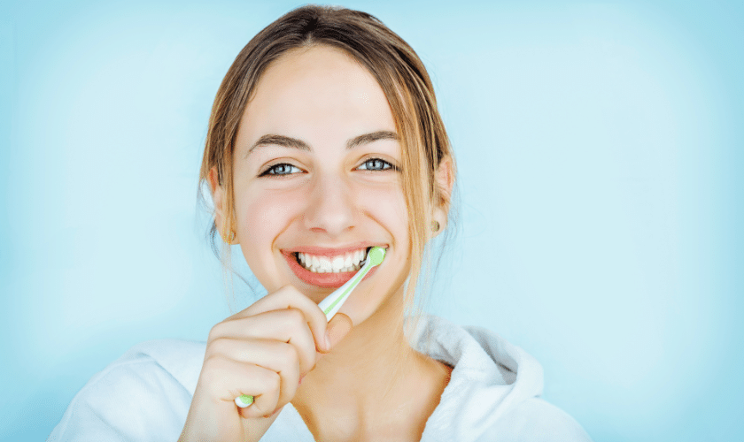 should i brush my teeth after using whitening strips