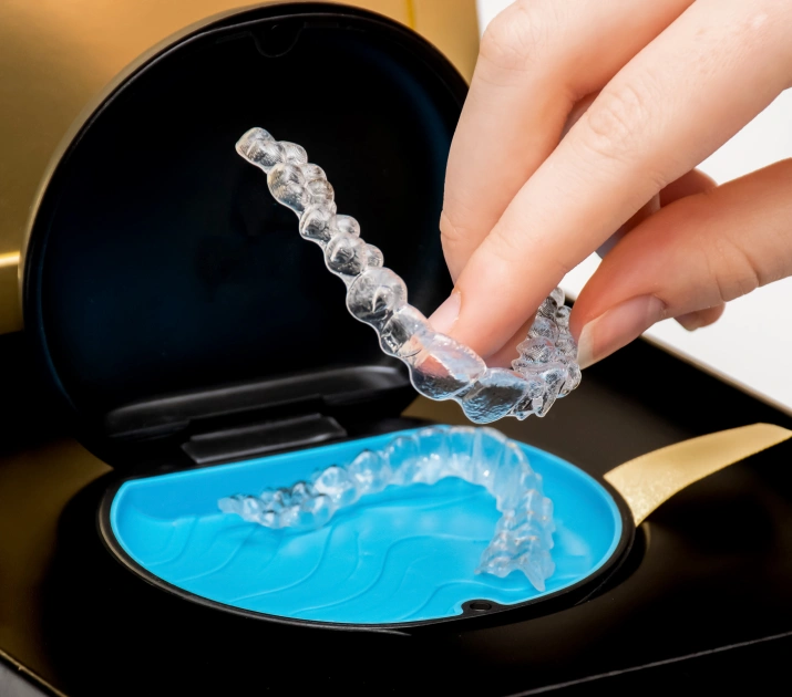 Invisalign in Austin, TX - Cloud Dental 