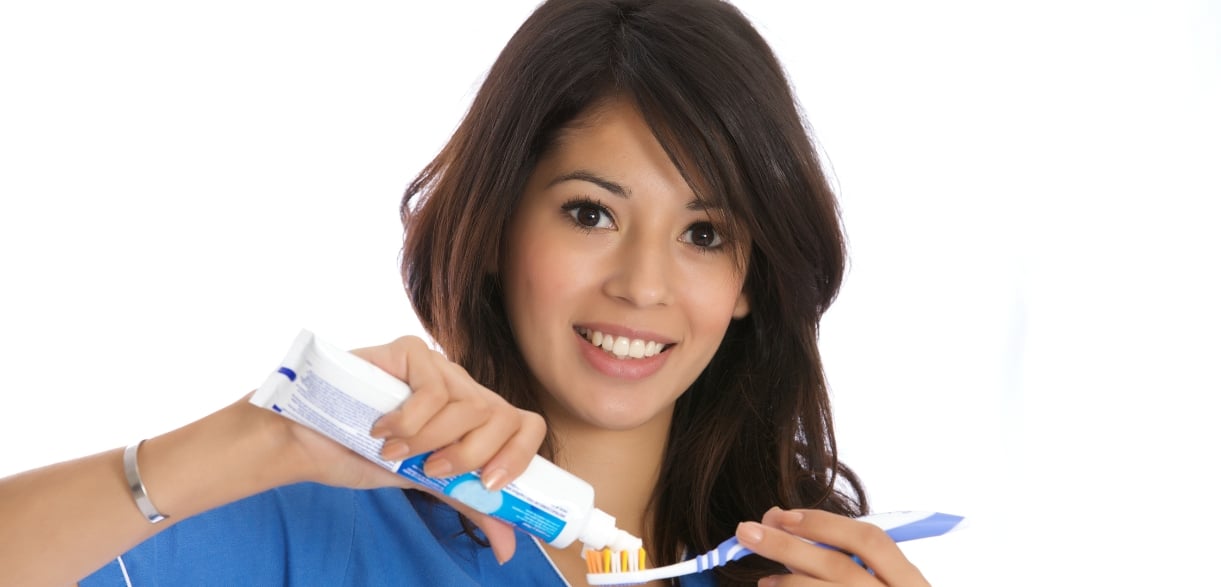 When to Brush Your Teeth After Teeth Whitening