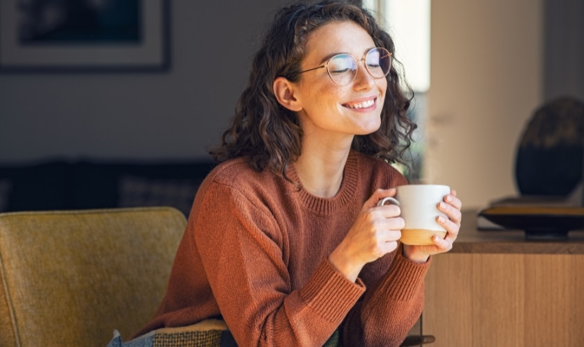 Veneers and Coffee: Can You Still Enjoy Your Favorite Drink?