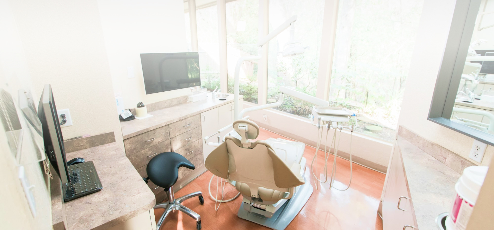 Exam & Oral Cancer Screenings in Loomis