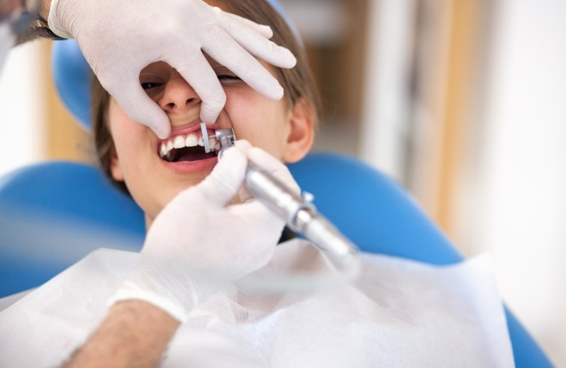 how to maintain fresh healthy teeth after professional dental cleanings