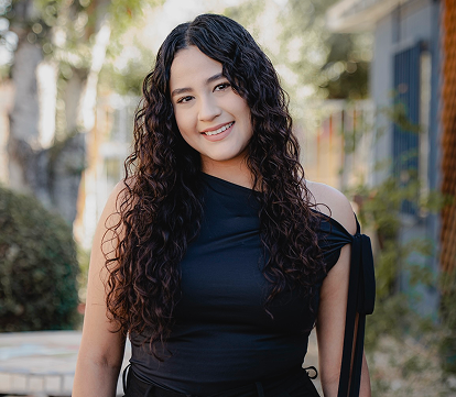 Giselle – Dental Assistant