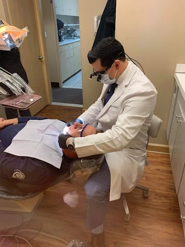 cosmetic dentist
