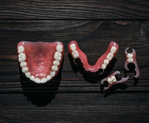 Full and partial dentures used to replace missing teeth in Carthage