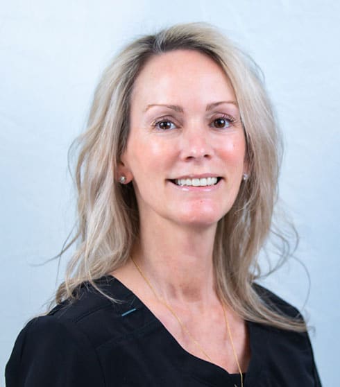 Dr. Jenna Dental Assistance in Nashua NH | Advanced family Dentistry Nashua