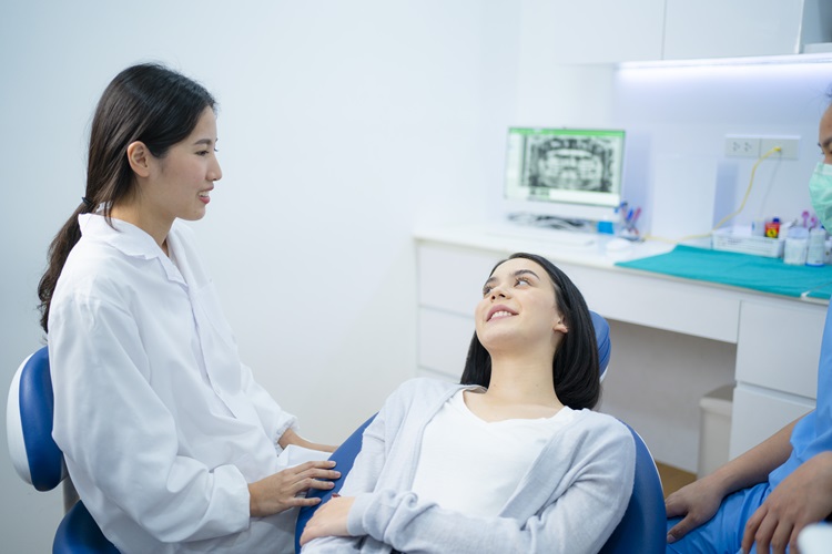 Know from A Dentist in Plant City Why Routine Exams Matter