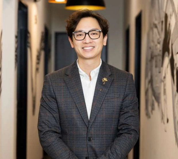 Dr. Matthew Le