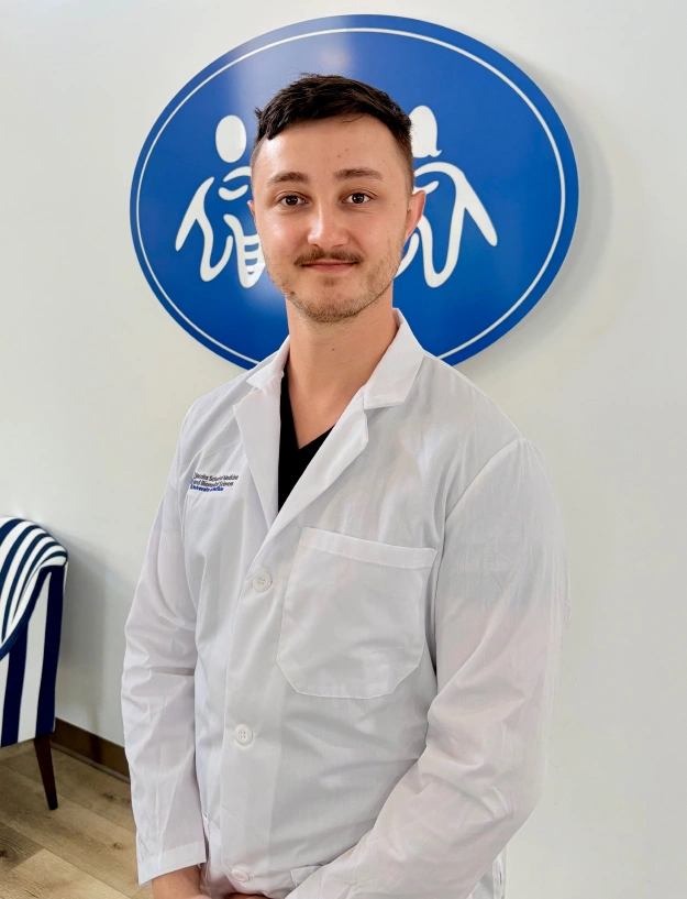 Dr. Maxim Yakimov