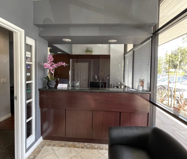 Dental clinic in Irvine
