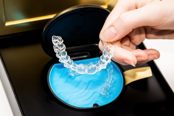 can invisalign fix an overbite