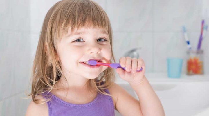 kids brushing