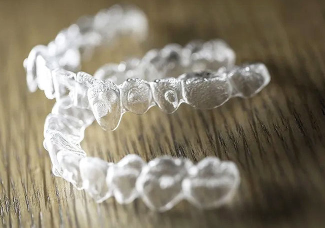 img-What Are Clear Aligners