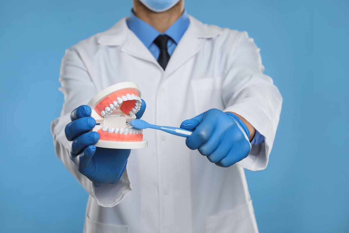 Teeth Cleaning in North Center