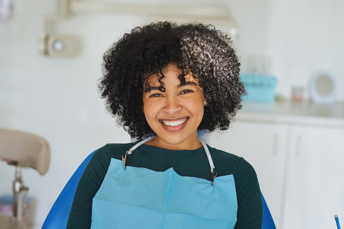 Dental Implants Vs. Dentures