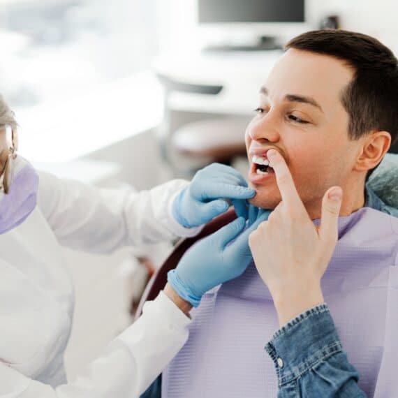 emergency-dentist-in-Manhattan