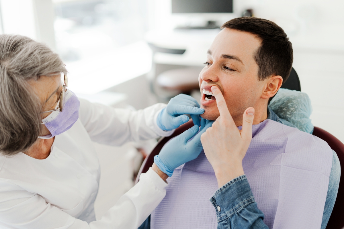 Emergency dentist in Frisco TX providing urgent dental care for tooth pain, broken teeth, and dental emergencies at Panther Creek Dental.