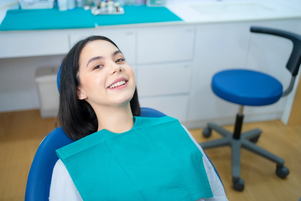 teeth-whitening-in-Yorkville