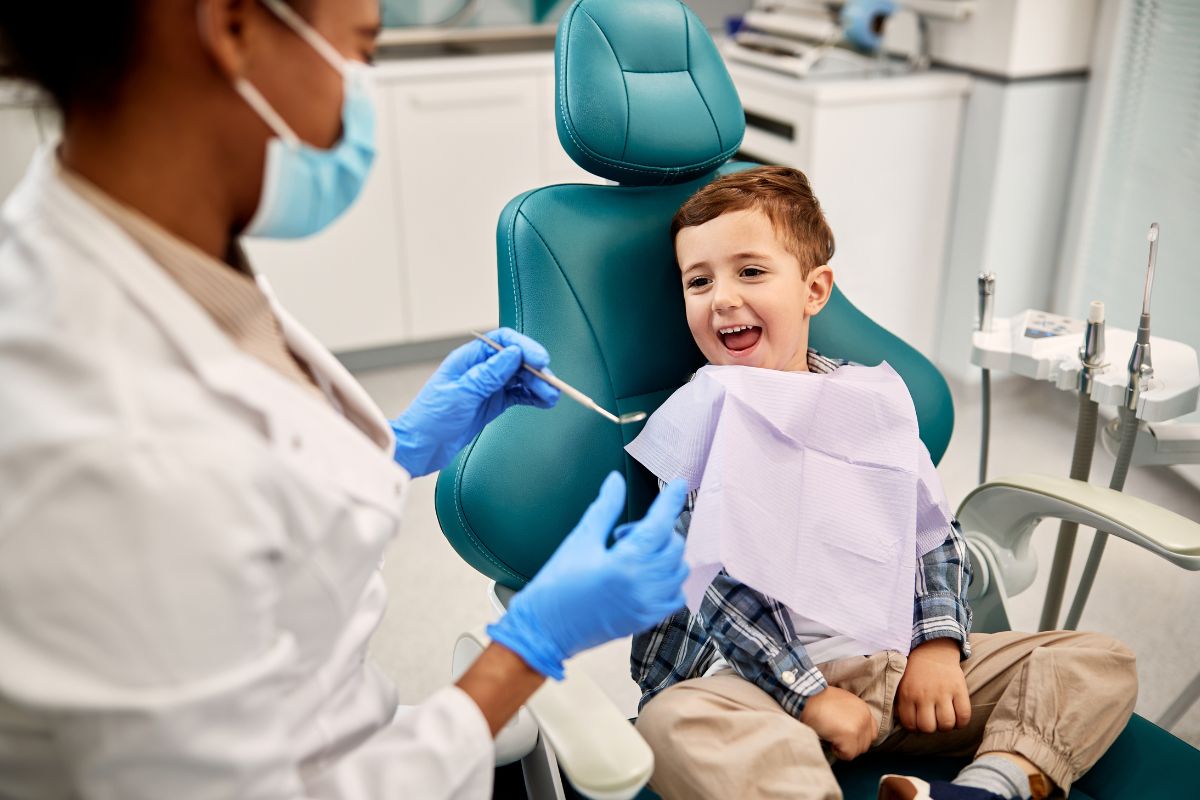 child’s first dental visit