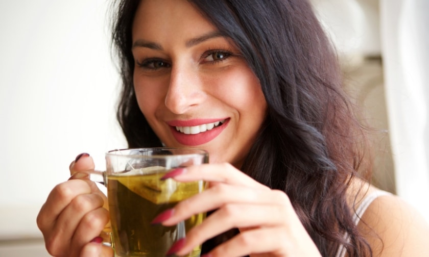 collagen-rich bone broth supports periodontal health