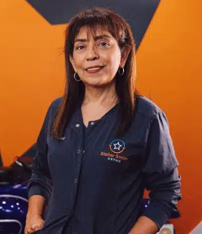 img-meet-our-team-Raquel