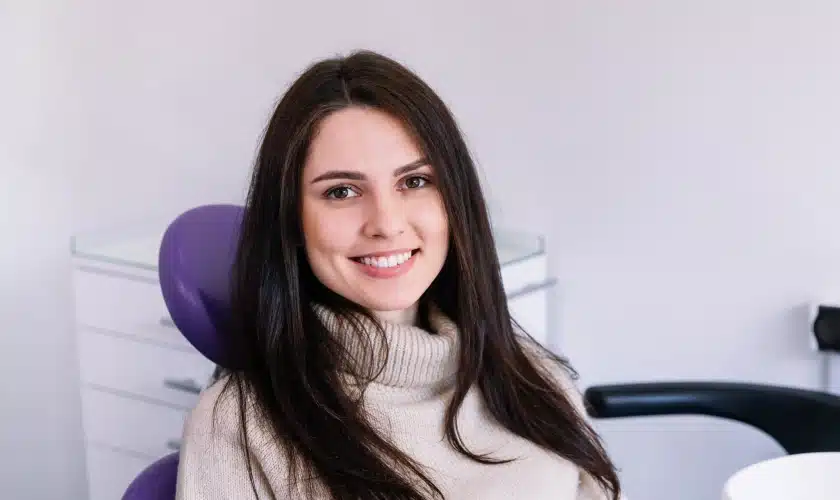 Spot 5 key signs you need a dentist near you in Auburn. Learn when tooth pain, gum issues, or bad breath mean it’s time to book your dental visit.
