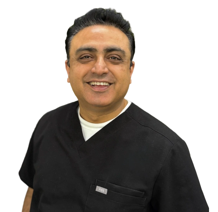 Dr. Vijayant Kapur