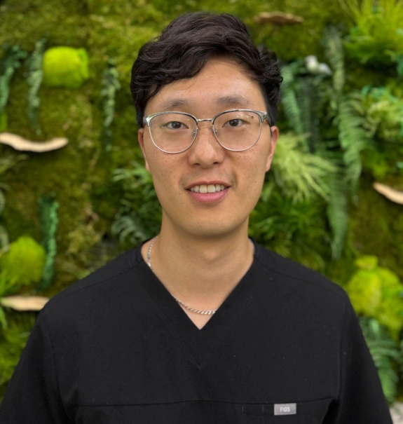 Meet Dr. Allen Feng