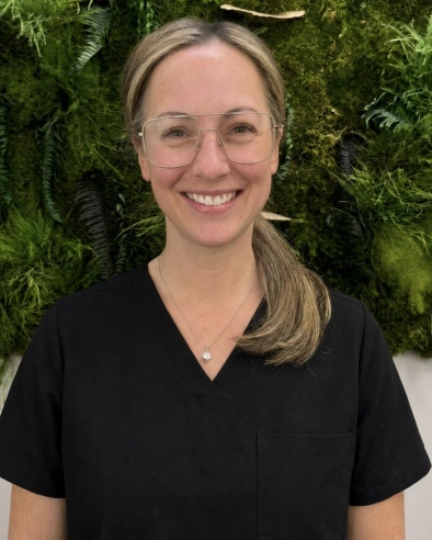 Kirsten Legault, Team Member
